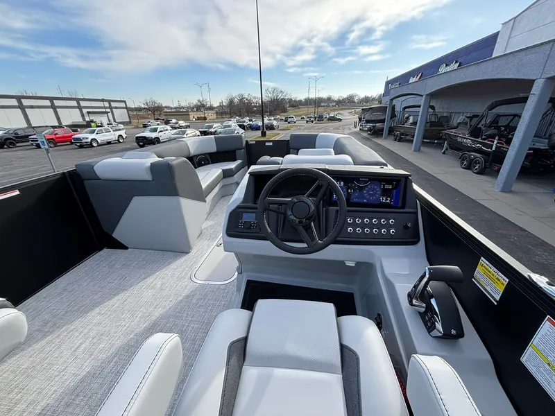 Slide: The Image of Alera M25L 2026 - 29