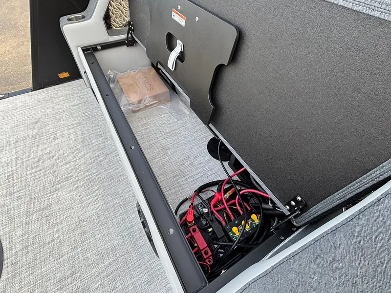 Slide: The Image of Alera M25L 2026 - 40