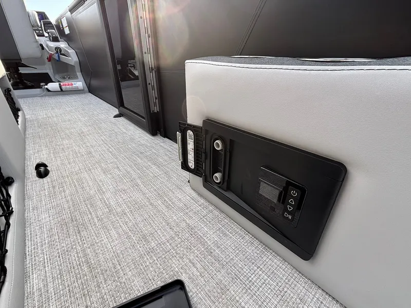 Slide: The Image of Alera M25L 2026 - 41