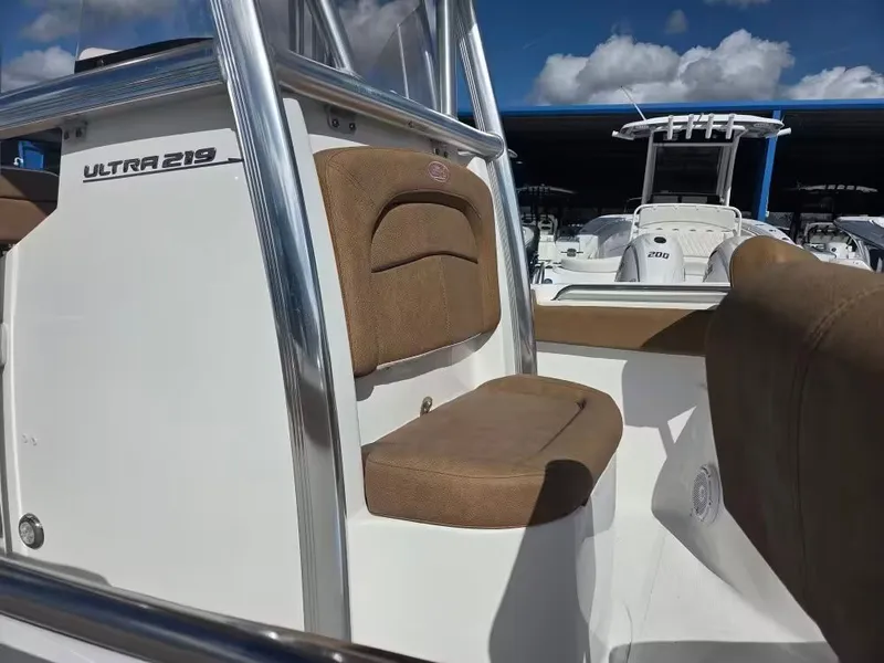 Slide: The Image of Sea Hunt Ultra 219 2022 - 8