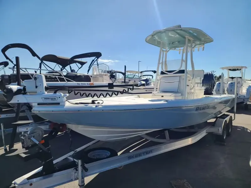 The Image of Skeeter SX241 2024 - 1