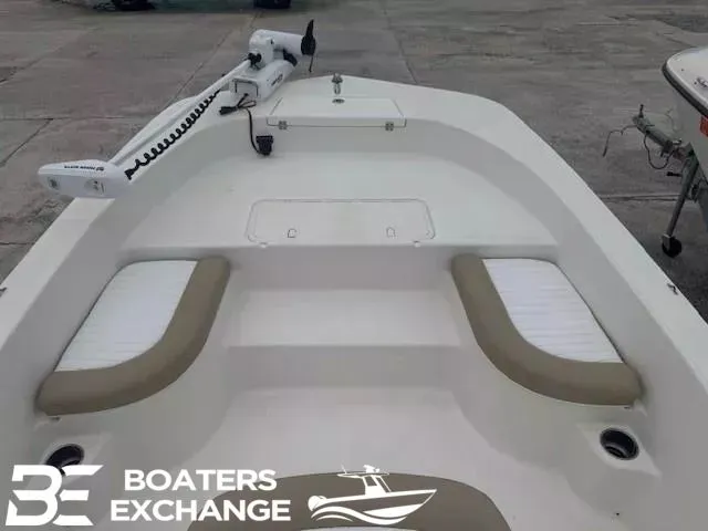 Slide: The Image of Heartland RV DX20 2015 - 7