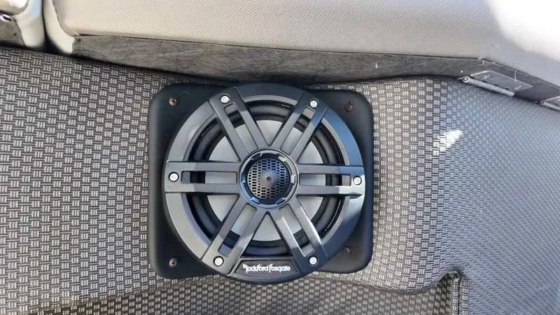 Slide: The Image of Sweetwater PE 235 2017 - 20