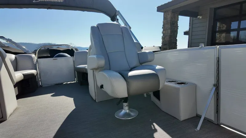 Slide: The Image of Sweetwater PE 235 2017 - 23