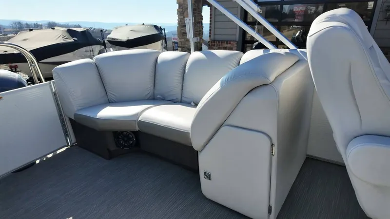 Slide: The Image of Sweetwater PE 235 2017 - 31