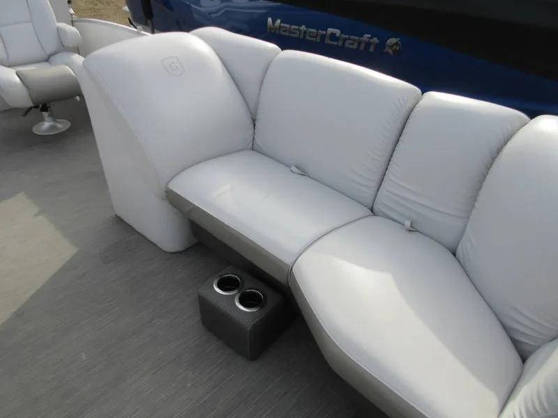 Slide: The Image of Sweetwater PE 235 2017 - 5