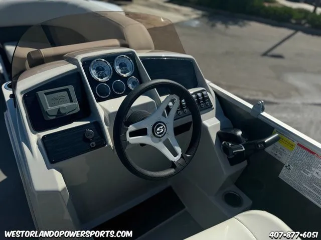 Slide: The Image of Sylvan 820 LZ 2025 - 19