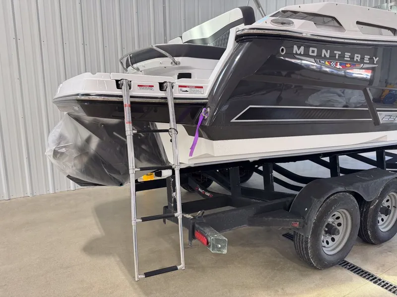 Slide: The Image of Monterey 258SS Super Sport 2025 - 5