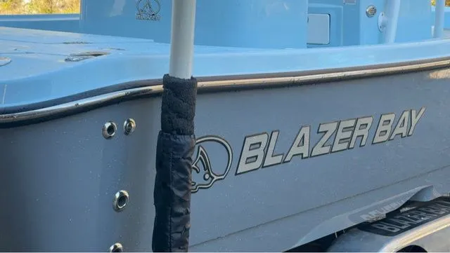 Slide: The Image of Blazer Bay 2700 Hybrid 2020 - 13