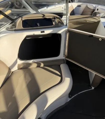 Slide: The Image of Tigé 24Ve 2006 - 10