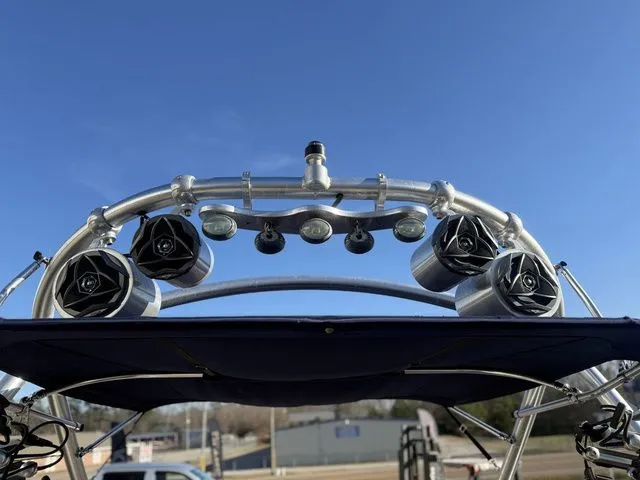 Slide: The Image of Tigé 24Ve 2006 - 13