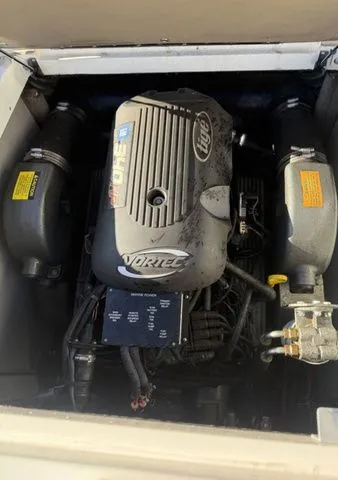 Slide: The Image of Tigé 24Ve 2006 - 14