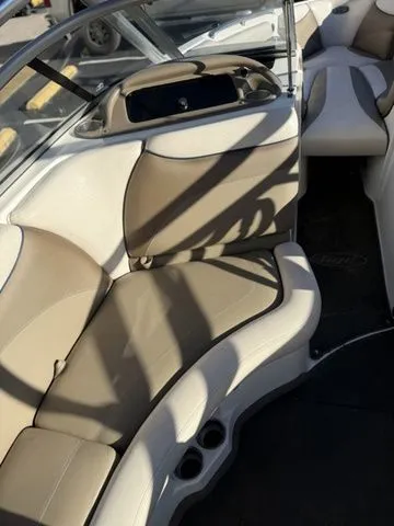 Slide: The Image of Tigé 24Ve 2006 - 8