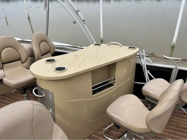 Slide: The Image of Berkshire 25 STS 2017 - 22