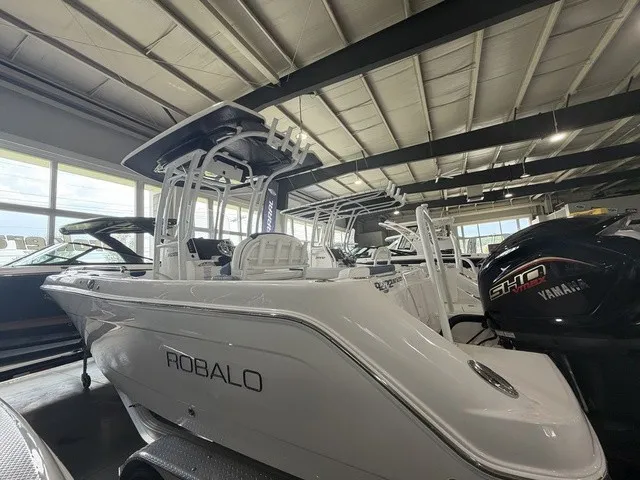 Slide: The Image of Robalo R222 Explorer 2026 - 2