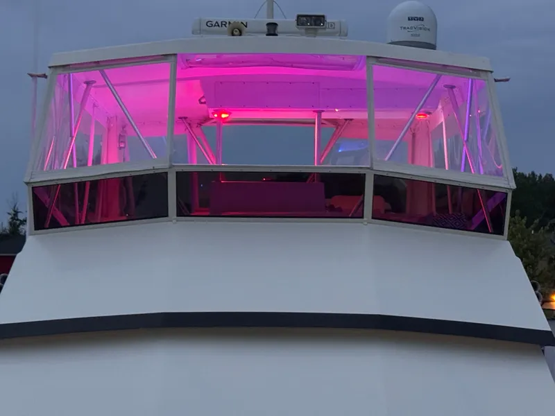 Slide: The Image of Viking 48 MOTORYACHT 1987 - 17