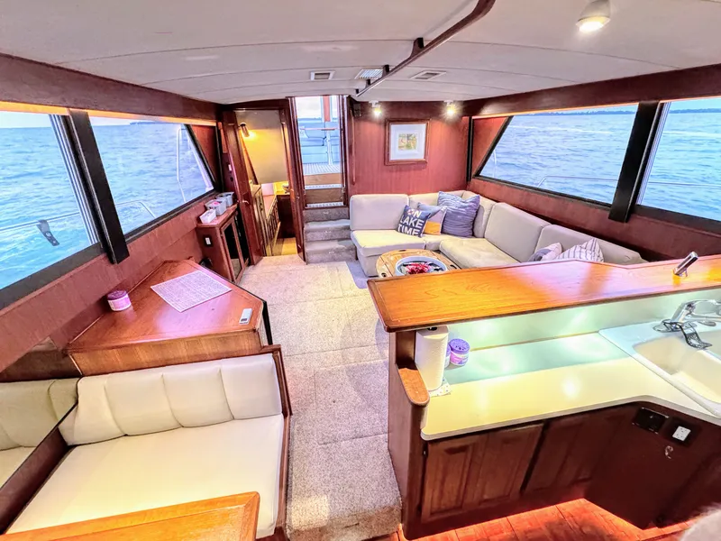 Slide: The Image of Viking 48 MOTORYACHT 1987 - 25