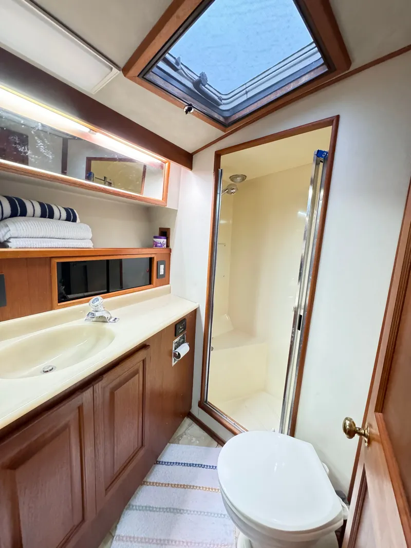 Slide: The Image of Viking 48 MOTORYACHT 1987 - 54