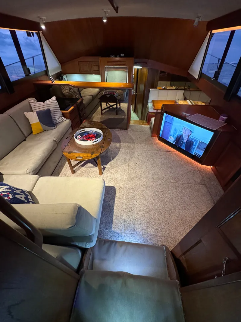 Slide: The Image of Viking 48 MOTORYACHT 1987 - 58
