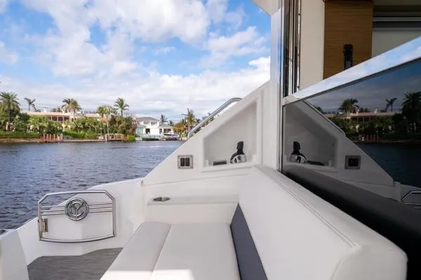 Slide: The Image of Cruisers Yachts 50 Cantius 2018 - 4