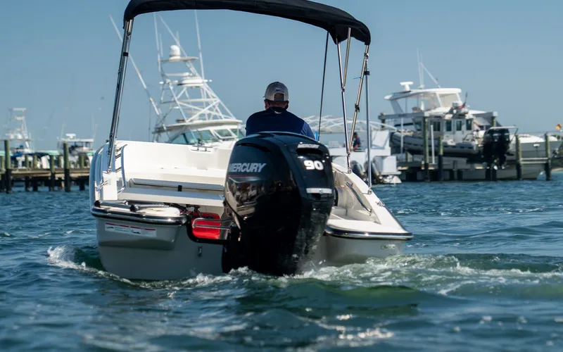 Slide: The Image of Boston Whaler 160 Super Sport 2026 - 6