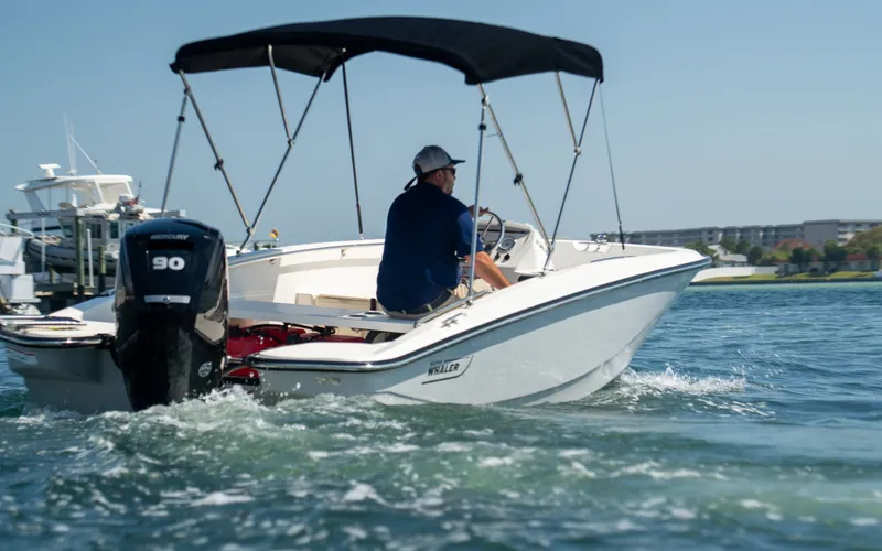Slide: The Image of Boston Whaler 160 Super Sport 2026 - 5