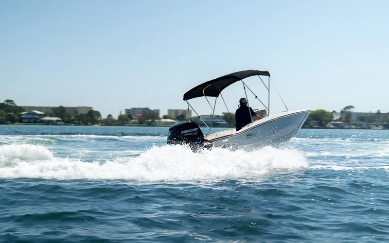 Slide: The Image of Boston Whaler 160 Super Sport 2026 - 12