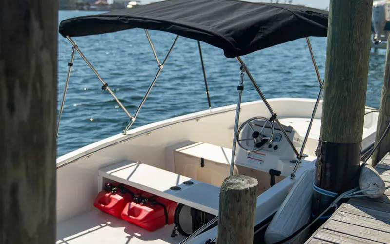 Slide: The Image of Boston Whaler 160 Super Sport 2026 - 23