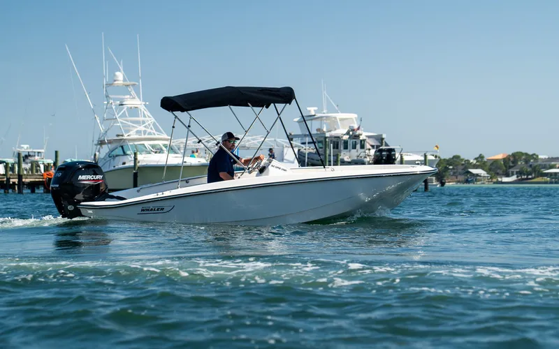 Slide: The Image of Boston Whaler 160 Super Sport 2026 - 9