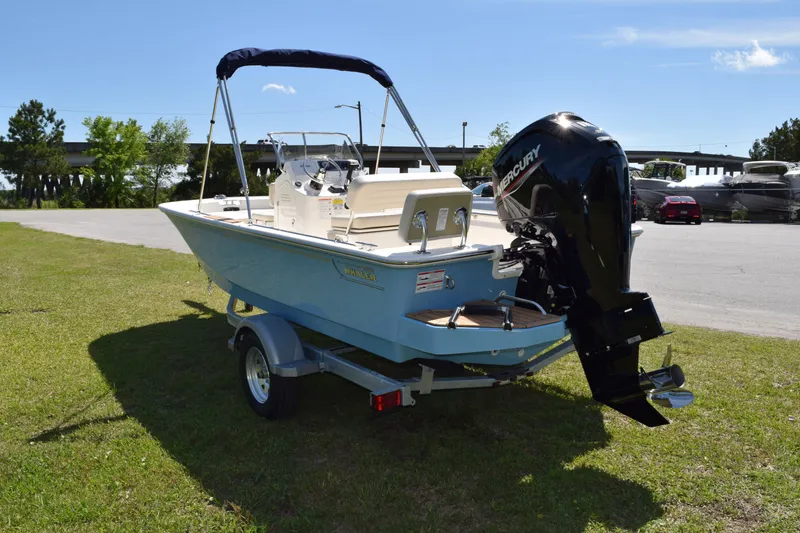 Slide: The Image of Boston Whaler 170 Montauk 2026 - 3