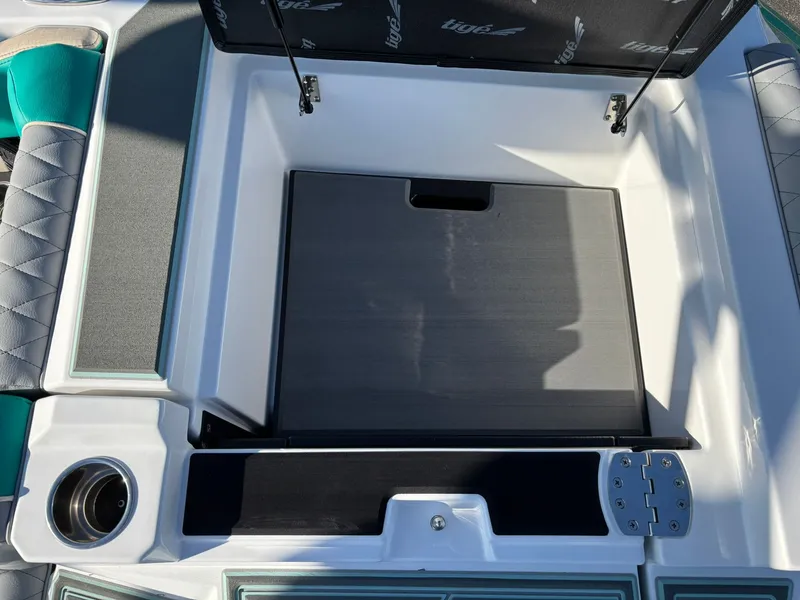 Slide: The Image of Tigé Z3 2026 - 8