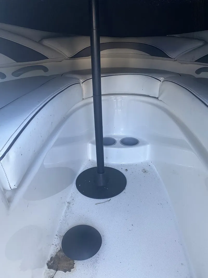 Slide: The Image of Bayliner 195 2008 - 4