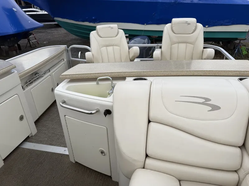 Slide: The Image of Bennington 2250 GBR 2013 - 4