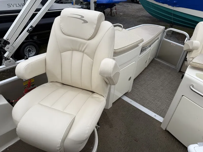 Slide: The Image of Bennington 2250 GBR 2013 - 7