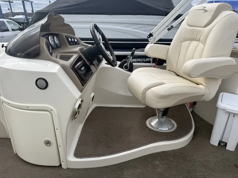 Slide: The Image of Bennington 2250 GBR 2013 - 9