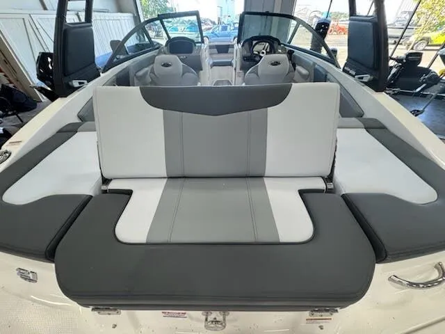 Slide: The Image of Chaparral SSi 21 2026 - 12