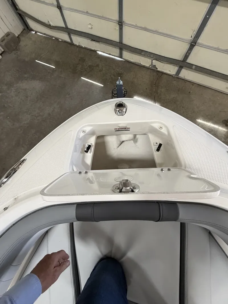Slide: The Image of Interior view of Chaparral SSi 21 boat, 2026 model. - 20