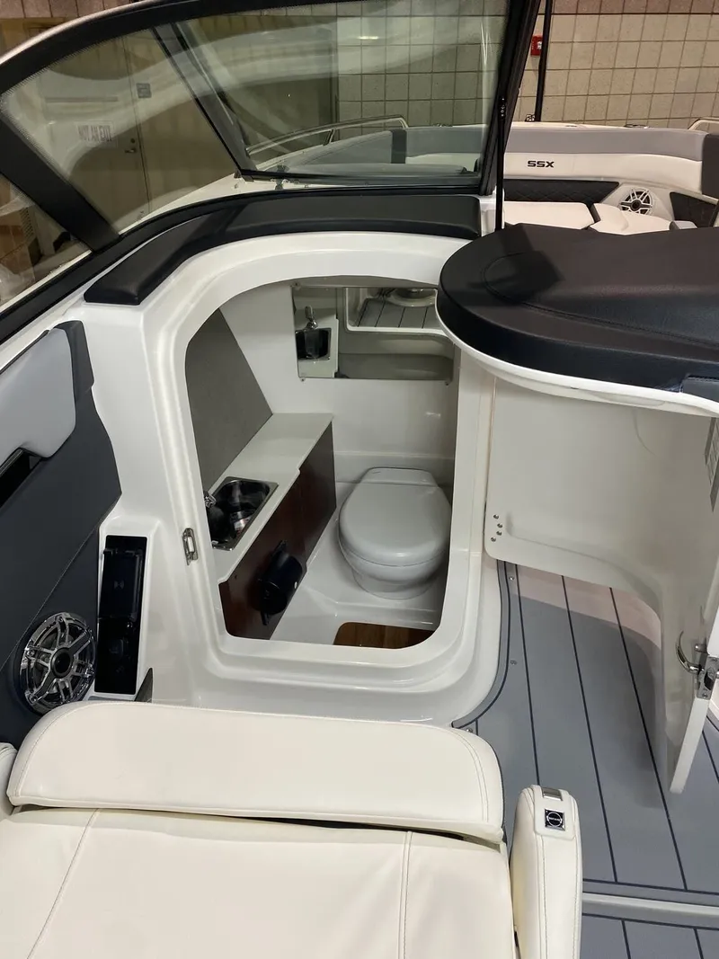 Slide: The Image of Chaparral SSX 30 2026 - 10