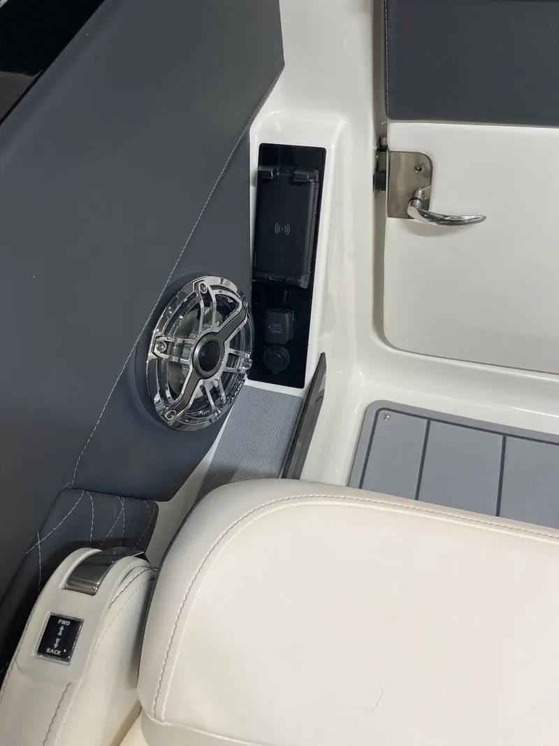 Slide: The Image of Chaparral SSX 30 2026 - 8