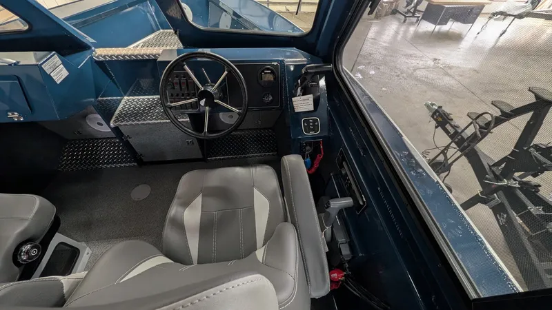 Slide: The Image of Hewescraft Ocean Pro 240 2026 - 21