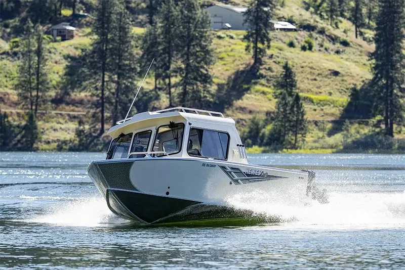 Slide: The Image of Hewescraft 210 Sea Runner ET Hardtop 2026 - 6