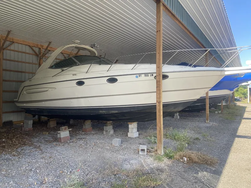 The Image of Maxum 3300 SCR 2000 - 1