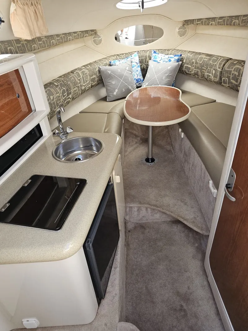 Slide: The Image of Monterey 262 Cruiser 2000 - 5