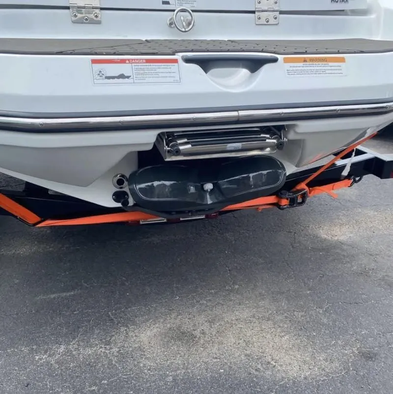 Slide: The Image of Scarab 165 Series 2021 - 9