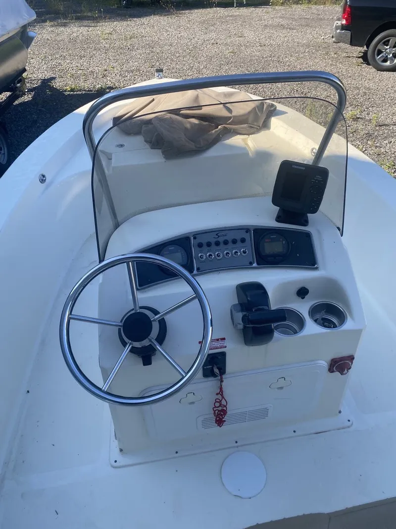 Slide: The Image of Scout 177 Sportfish 2012 - 4