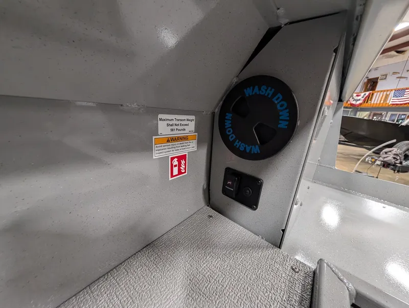 Slide: The Image of Smoker Craft Phantom 20x2 2026 - 26