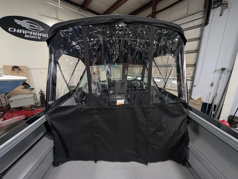 Slide: The Image of Smoker Craft Phantom 20x2 2026 - 9