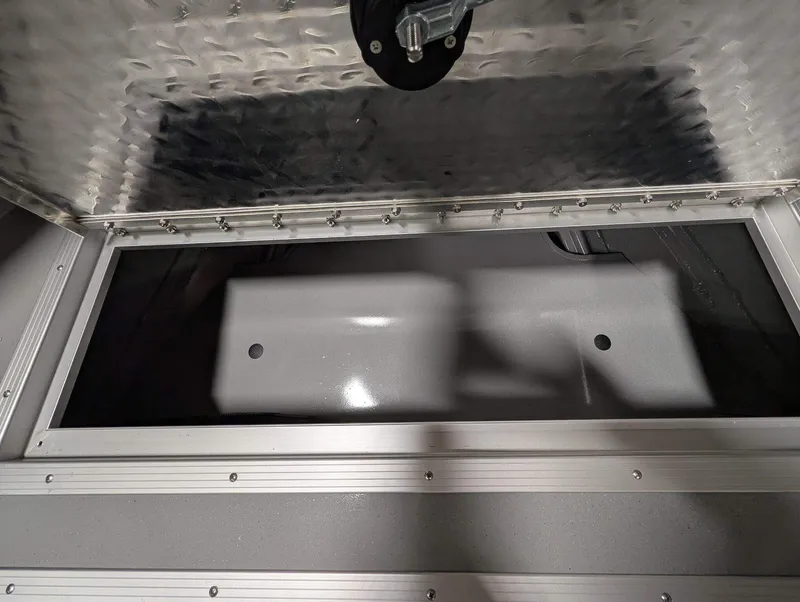 Slide: The Image of Smoker Craft Phantom 20 X2 2026 - 24