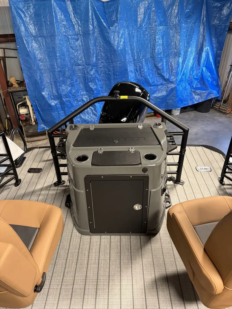 Slide: The Image of Sylvan L1 Party Fish 2026 - 11