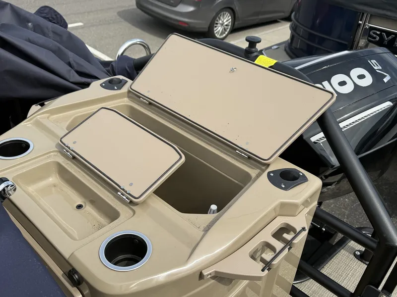 Slide: The Image of Sylvan L3 Party Fish 2026 - 10